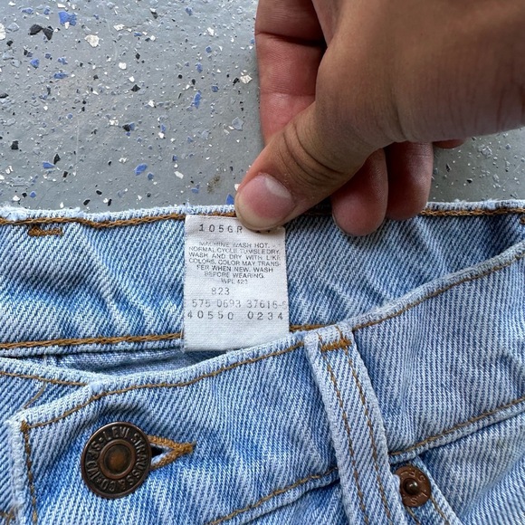Levis 1056R Light Wash High Waist Straight Leg Denim Jeans Vintage USA W 30 - Picture 5 of 7